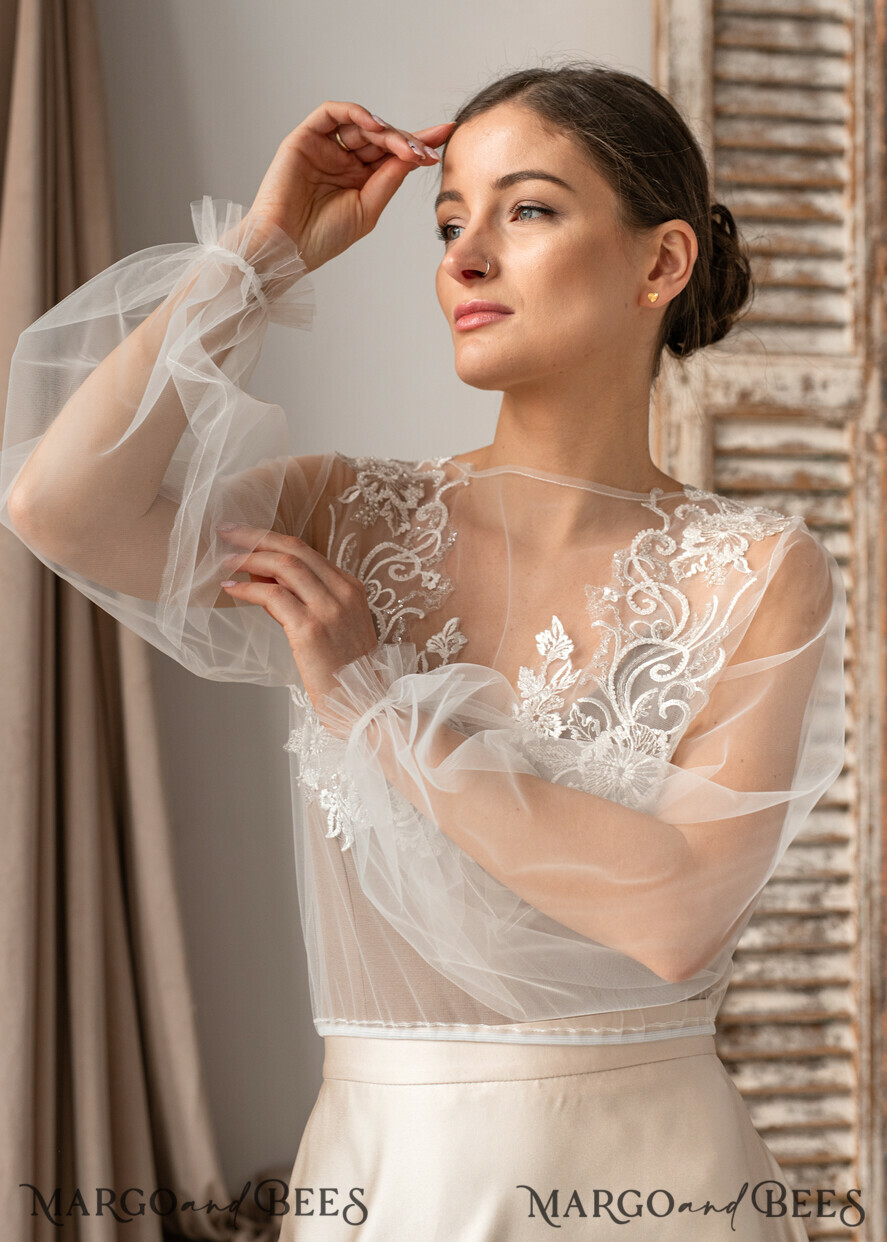 BRIDE bolero, robes, garter LACE WEDDING BOLERO Ivory Lace Wedding bolero puff sleeve, Shrug Women Wedding, Bridal Backless Coverup, Ivory Blouse for Bride, Bridal Lace Blouse, dress capalet