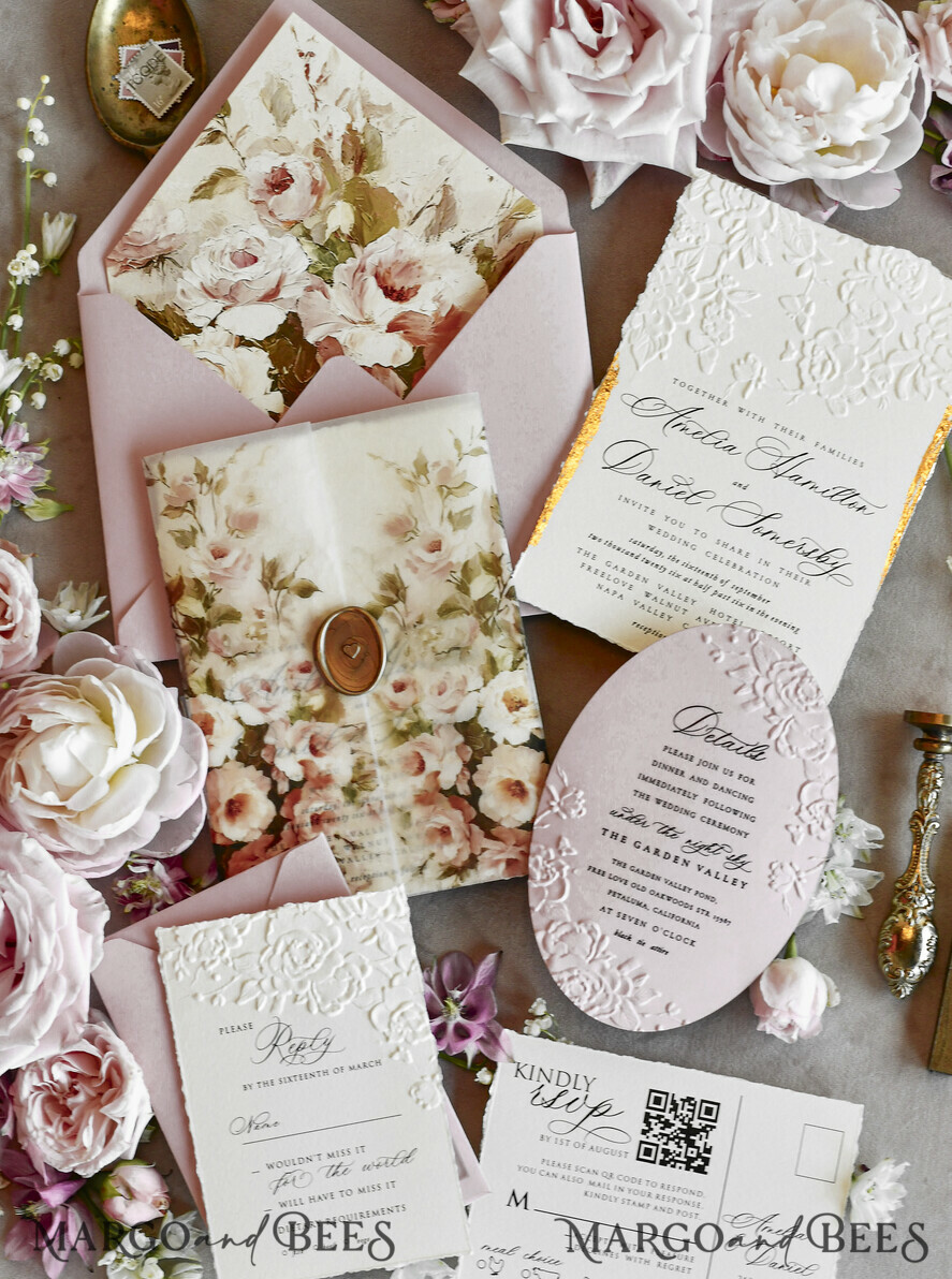HOCHZEITS EINLADUNGEN geprägte Einladungen Rosafarbene Blumeneinladungen zur Hochzeit – Feine Kunsteinladungen mit Präge-Details, Blumeneinlagen für Umschläge
