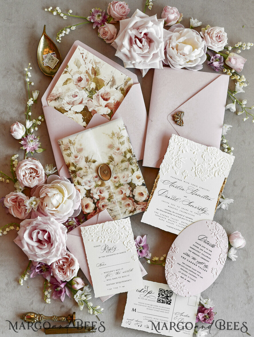 HOCHZEITS EINLADUNGEN geprägte Einladungen Rosafarbene Blumeneinladungen zur Hochzeit – Feine Kunsteinladungen mit Präge-Details, Blumeneinlagen für Umschläge