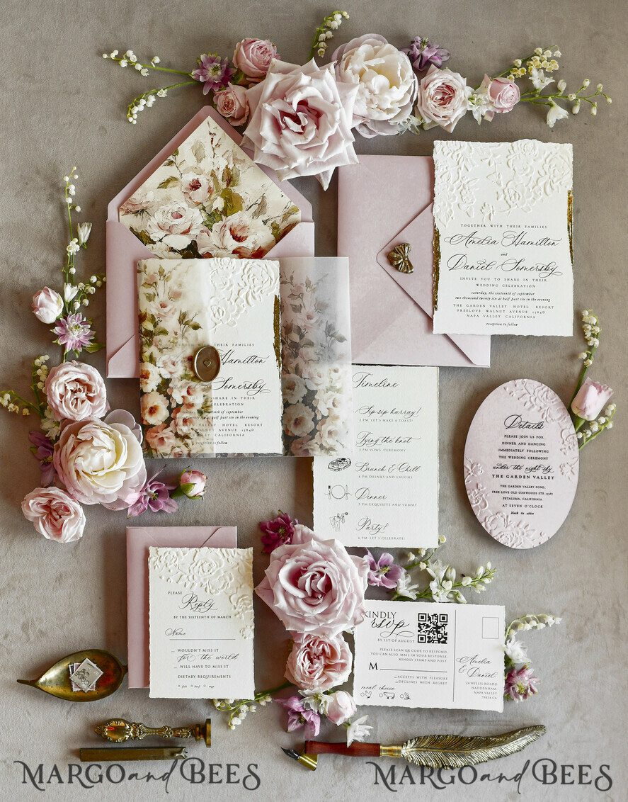 HOCHZEITS EINLADUNGEN geprägte Einladungen Rosafarbene Blumeneinladungen zur Hochzeit – Feine Kunsteinladungen mit Präge-Details, Blumeneinlagen für Umschläge