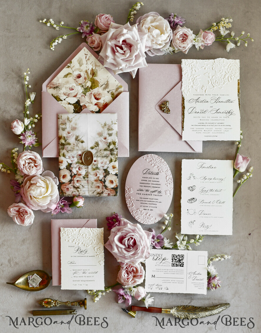 HOCHZEITS EINLADUNGEN geprägte Einladungen Rosafarbene Blumeneinladungen zur Hochzeit – Feine Kunsteinladungen mit Präge-Details, Blumeneinlagen für Umschläge