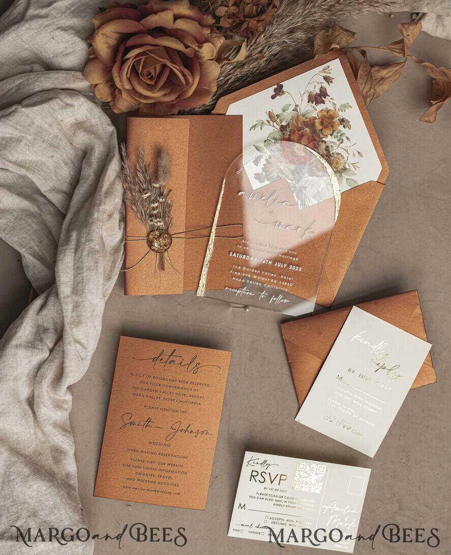 HOCHZEITS EINLADUNGEN Plexiglas Acrylspiegel Herbst Terracotta Klare Bogen Hochzeitskarten, Elegante Gartenhochzeitseinladungen im Herbst, Gebrannte Orange Acryl transparente Hochzeitskarten, Bogen Plexi Hochzeits Einladungset.