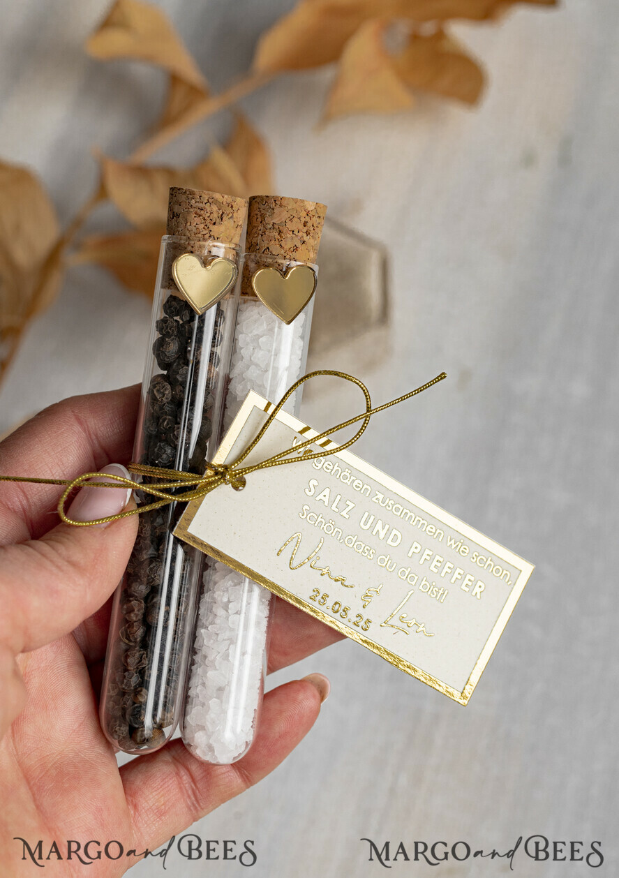 HOCHZEITSGESCHENKE Gastgeschenke Hochzeit Gastgeschenke Hochzeit wir gehören zusammen wie Salz und Pfeffer. Gastgeschenk Pfeffer & Salz für Eure Hochzeitsgäste, Gastgeschenk Hochzeit Brautpaar Pfeffer & Salz mit Namen.