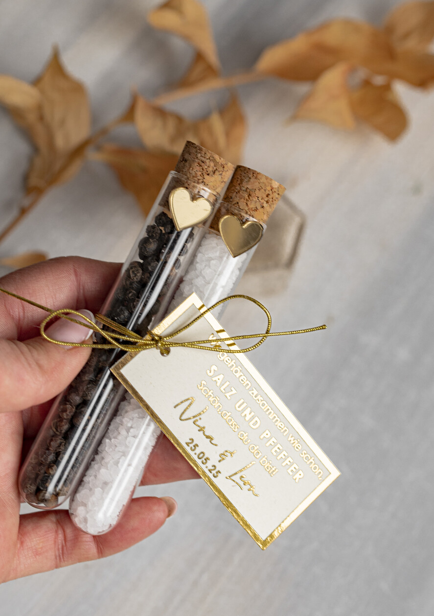 HOCHZEITSGESCHENKE Gastgeschenke Hochzeit Gastgeschenke Hochzeit wir gehören zusammen wie Salz und Pfeffer. Gastgeschenk Pfeffer & Salz für Eure Hochzeitsgäste, Gastgeschenk Hochzeit Brautpaar Pfeffer & Salz mit Namen.