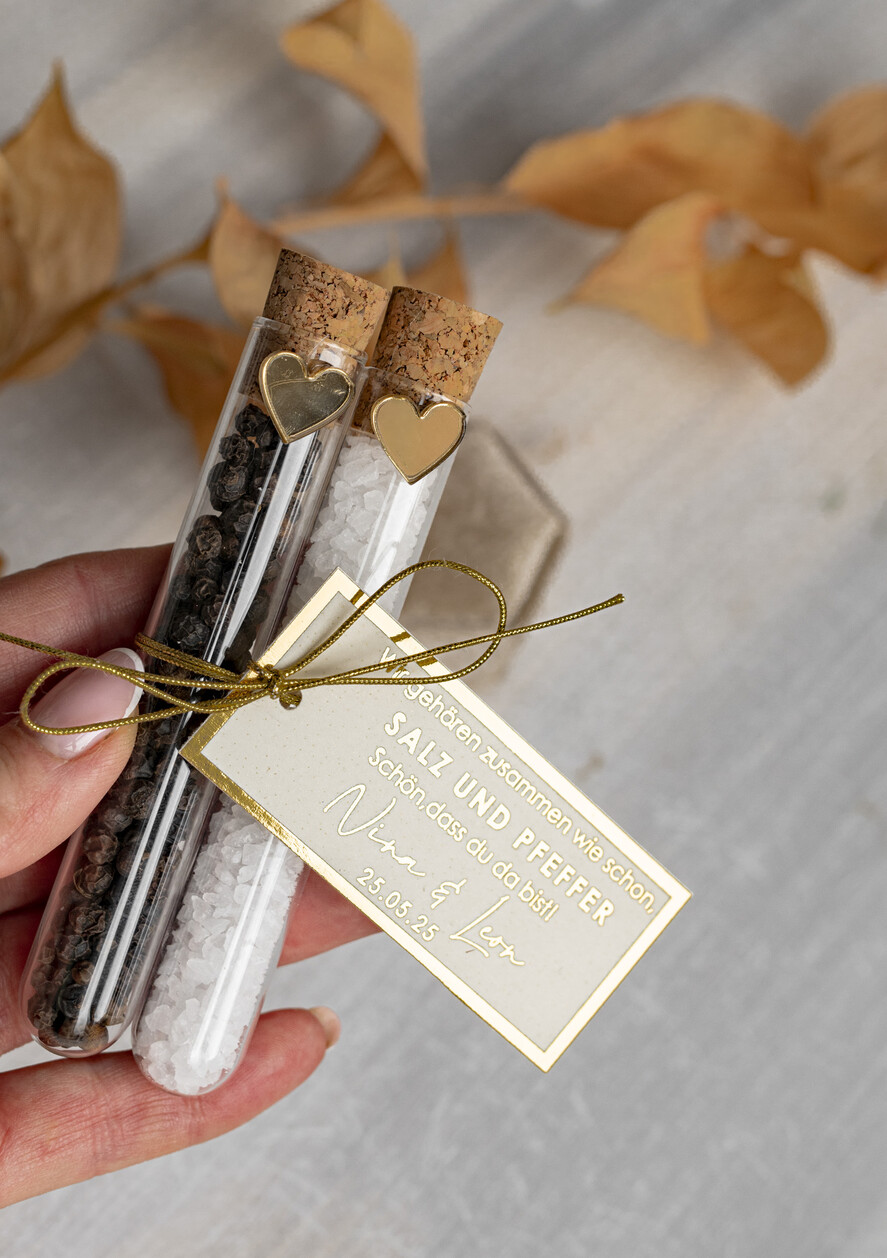 HOCHZEITSGESCHENKE Gastgeschenke Hochzeit Gastgeschenke Hochzeit wir gehören zusammen wie Salz und Pfeffer. Gastgeschenk Pfeffer & Salz für Eure Hochzeitsgäste, Gastgeschenk Hochzeit Brautpaar Pfeffer & Salz mit Namen.