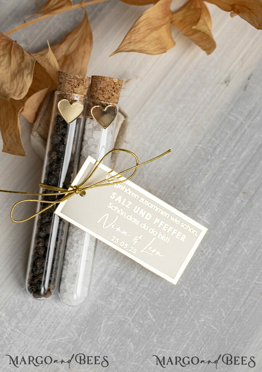 HOCHZEITSGESCHENKE Gastgeschenke Hochzeit Gastgeschenke Hochzeit wir gehören zusammen wie Salz und Pfeffer. Gastgeschenk Pfeffer & Salz für Eure Hochzeitsgäste, Gastgeschenk Hochzeit Brautpaar Pfeffer & Salz mit Namen.
