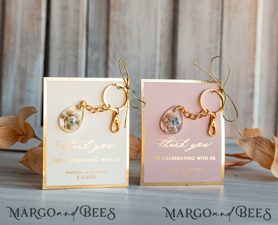 WEDDING FAVORS Resin Custom Resin Keychain Wedding Favors For Guests in bulk Custom Resin forget me not and baby breath flower  Keychain, Golden personalised Thank you gifts Teardrop Keychain with Gold-Plated Stainless Steel Hardware