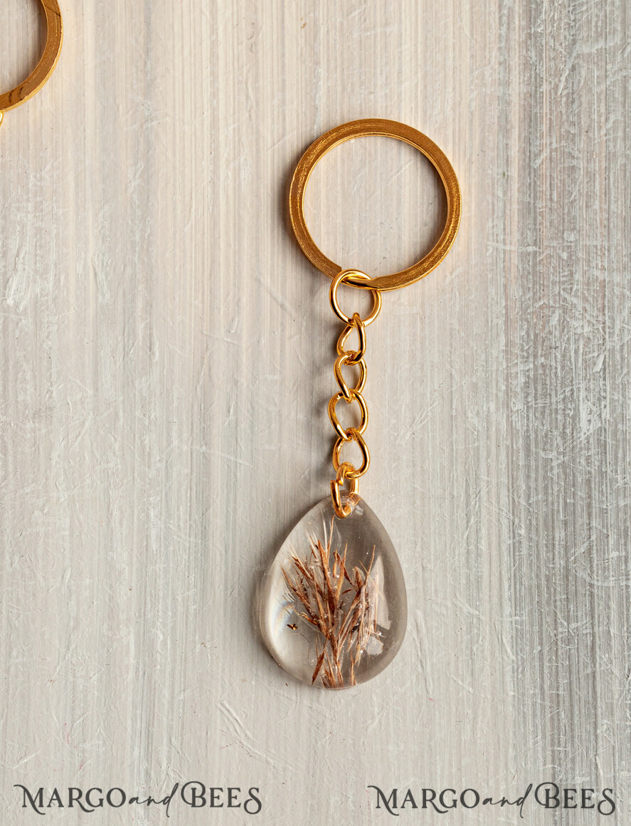 WEDDING FAVORS Resin Custom Resin Keychain Wedding Favors For Guests in bulk Custom Resin Keychain, Golden personalised Thank you gifts Teardrop Keychain with Gold-Plated Stainless Steel Hardware
