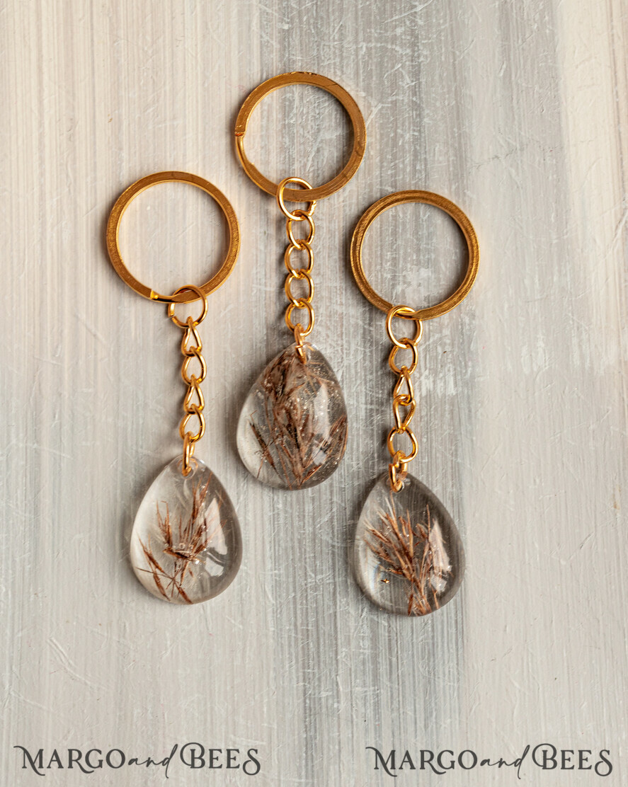 WEDDING FAVORS Resin Custom Resin Keychain Wedding Favors For Guests in bulk Custom Resin Keychain, Golden personalised Thank you gifts Teardrop Keychain with Gold-Plated Stainless Steel Hardware