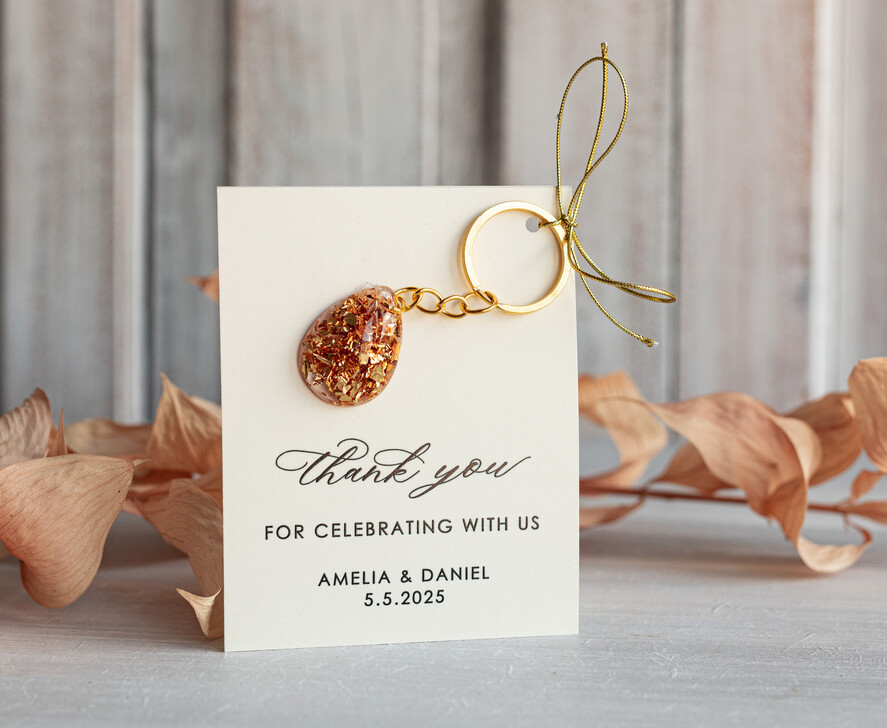 WEDDING FAVORS Resin Custom Resin Keychain Wedding Favors For Guests in bulk Custom Resin Keychain, Golden personalised Thank you gifts Teardrop Keychain with Gold-Plated Stainless Steel Hardware