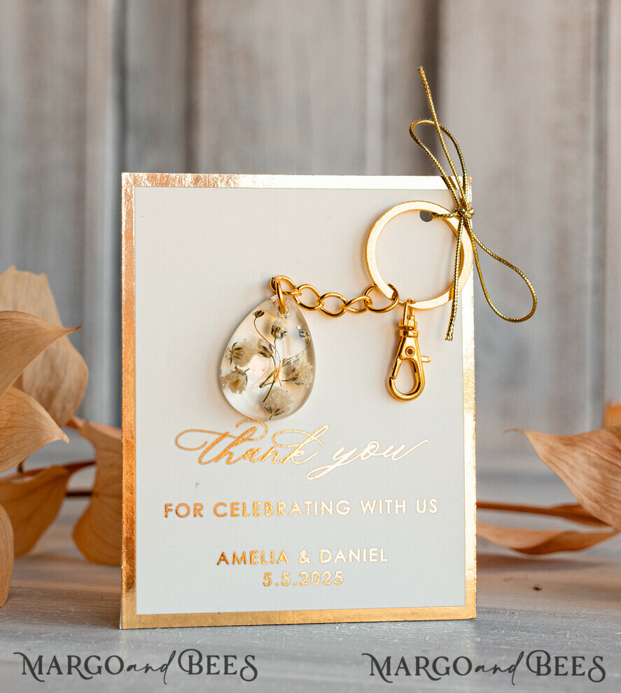 WEDDING FAVORS Resin Custom Resin Keychain Wedding Favors For Guests in bulk Custom Resin baby breath flower  Keychain, Golden personalised Thank you gifts Teardrop Keychain with Gold-Plated Stainless Steel Hardware