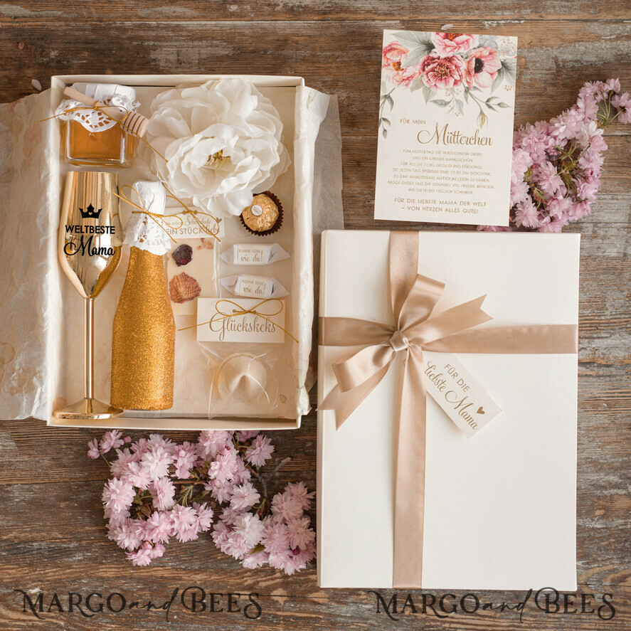 Geschenke zum Muttertag Geschenkset Entspannung Geschenkidee zum Muttertag: Goldenes Schnapsglas & Flaschenetikett – Geschenkset für Mama mit Glückwünschen