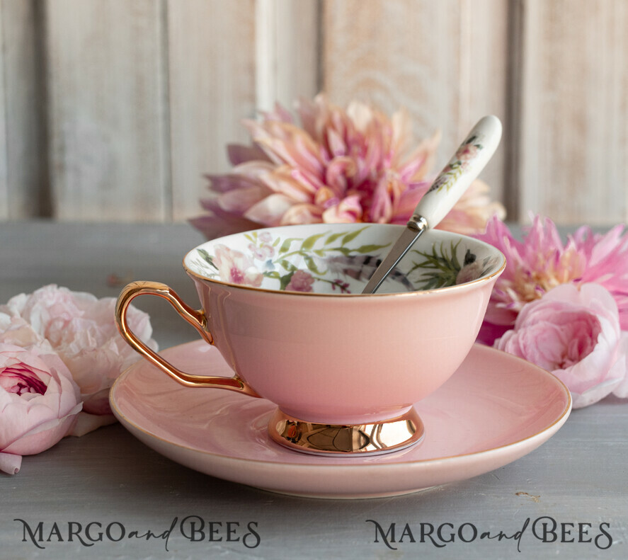 Geschenke zum Muttertag Geschenkset mit Tasse Geschenkbox mit Tasse – Tee & Kaffee Set für Mama mit Schokolade, Honig & Kerze