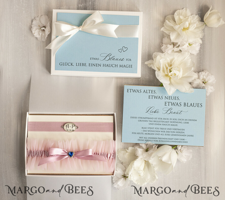 BRIDE bolero, robes, garter Geschenkidee für die Braut Strumpfband Strumpfband Etwas Blaues Geschenk für die Braut von der Trauzeugin JGA