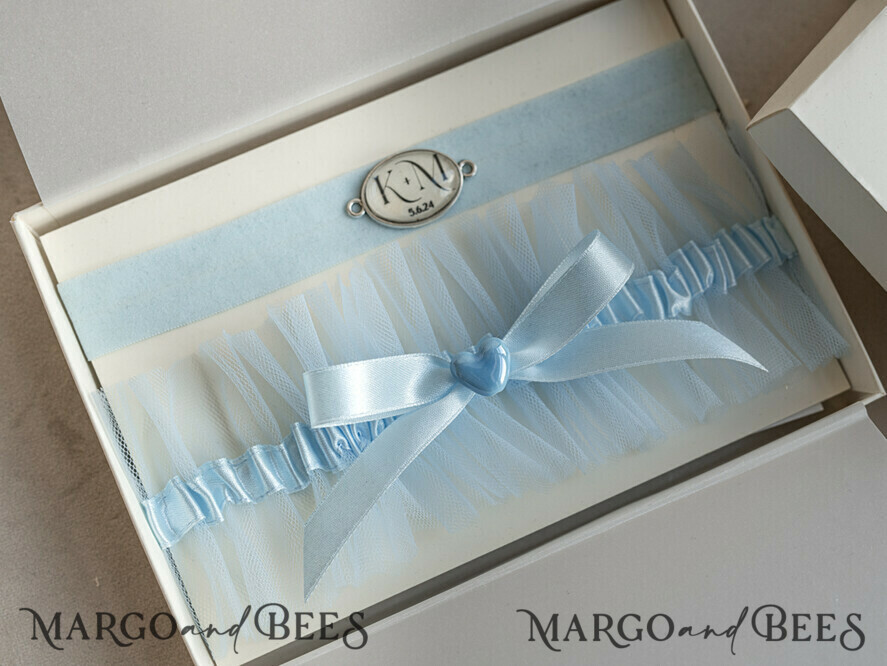 BRIDE bolero, robes, garter Geschenkidee für die Braut Strumpfband Doppeltes Strumpfband-Set für die Braut – edel & romantisch in Geschenkbox mit Gedicht – perfektes Geschenk zur Hochzeit