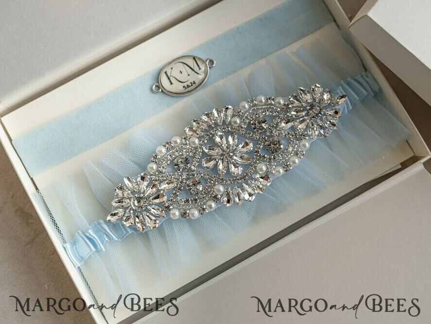 BRIDE bolero, robes, garter Geschenkidee für die Braut Strumpfband Strumpfband Etwas Blaues Geschenk für die Braut von der Trauzeugin JGA