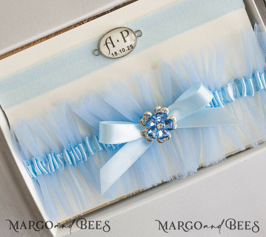 BRIDE bolero, robes, garter Geschenkidee für die Braut Strumpfband Strumpfband Etwas Blaues Geschenk für die Braut von der Trauzeugin JGA
