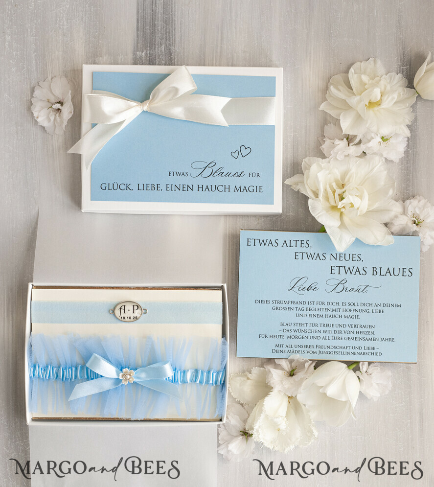 BRIDE bolero, robes, garter Geschenkidee für die Braut Strumpfband Strumpfband Etwas Blaues Geschenk für die Braut von der Trauzeugin JGA