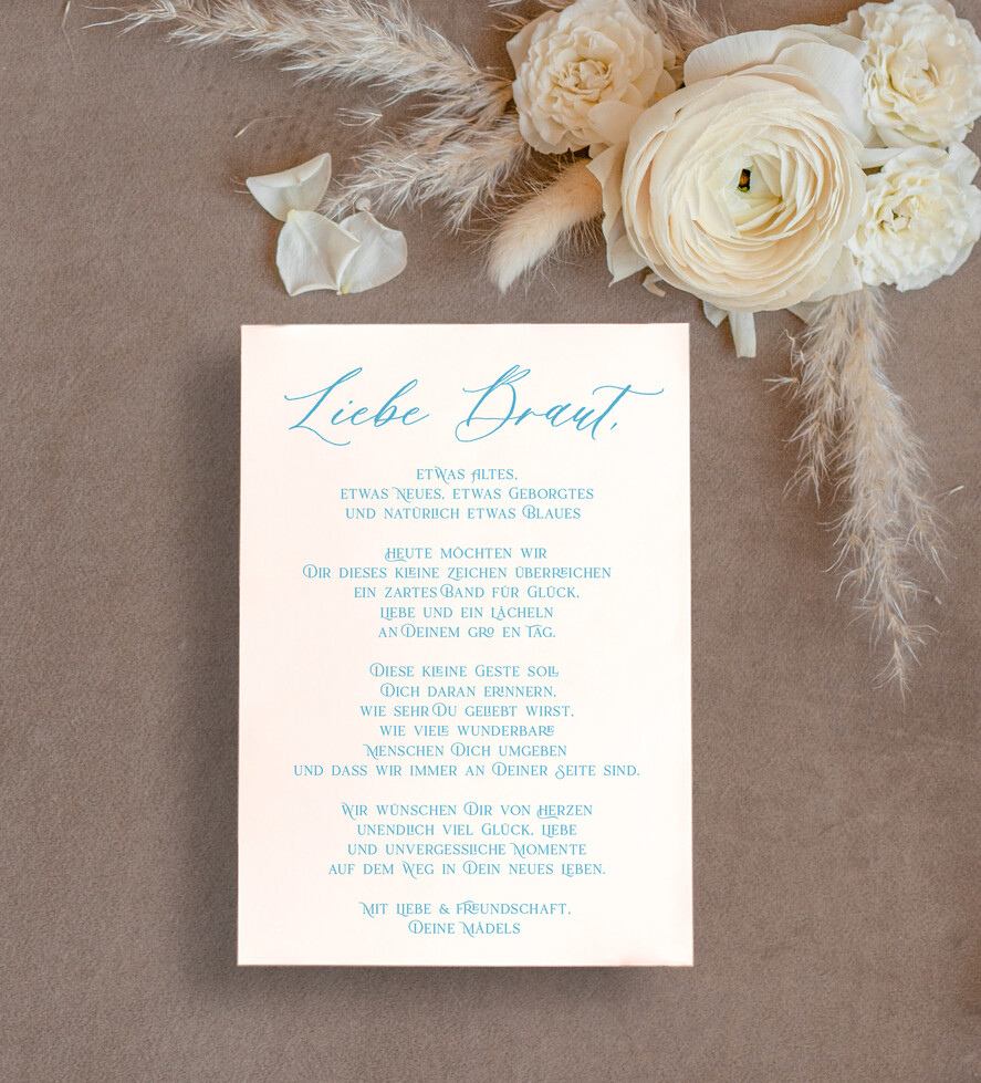 BRIDE bolero, robes, garter Geschenkidee für die Braut Strumpfband Elegantes Strumpfband für die Braut – Geschenkbox mit „Etwas Blauem“ und Grußkarte