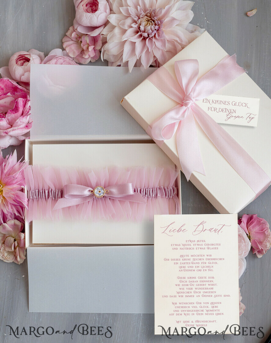 BRIDE bolero, robes, garter Geschenkidee für die Braut Strumpfband Tüll-Strumpfband in Geschenkbox – Überraschung vom Junggesellinnenabschied