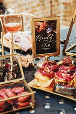 TABLE DECOR SIGNS romantic Minimalist Black Wedding Table Number, Bohemian Candy Bar Sign, Romantic Floral Table Numbers, Elegant Black Wedding Decor, Black and White Menu Table Number  4