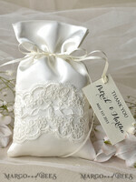   romantic wedding favors, Saltin Lace Bags4
