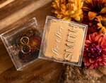 RINGTRÄGERBOXEN & KISSEN Klarer Gold-Acrylringbox Ringbox für die Hochzeitszeremonie 3 Ringe, klare Acrylgoldene Hochzeitsringbox für die Zeremonie, Boho Glam Hochzeitsringboxen, luxuriöse Acrylgoldringbox doppelte benutzerdefinierte Farben.11