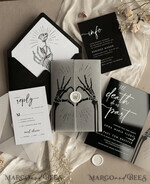 HOCHZEITS EINLADUNGEN Elegante Einladungen Klassische Karten Schwarzes Halloween-Hochzeitseinladungsset, glänzende schwarze Acryl-Einladungen, Goth-Hochzeitspapeterie, Skelettliebespaare schwarze Plexi-Hochzeitseinladungen Set21