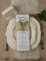 MENÜ & PROGRAMME  
 rustikal und Spitze Minimalistisches Braunes Hochzeitsmenü, Ästhetisches Empfangs-Dinner-Menü, Romantisches Shabby Chic Menü mit Jute-Schnur, Elegante handgemachte weiße & braune Hochzeitsmenükarten3