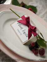 PLACE CARDS / TABLE CARDS rustic and lace Romantic Eco Wedding Place Cards with Marsala Ribbon Bow, Burgundy White and Eco Rustic Wedding Stationery, Elegant Rustic Wedding Place Cards, Editable Wording2