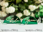 PLACE CARDS / TABLE CARDS Acrylic Gold Clear / Wood 3D Modern Arch Green Acrylic Place Card with Stand, Premium Wedding Seat Cards, Green Acrylic Name Card, Luxury Seating Card, Gold 3D Guest Names, Editable Text18