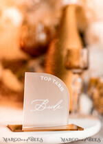 PLACE CARDS / TABLE CARDS Acrylic Gold Clear / Wood 3D Modern half arch Frozen Acrylic Place card with stand, Wedding seat Cards, Forested Acryl Name Card,  premium luxury seating cards, White wording Escort Card10