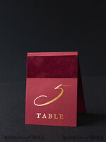 TABLE DECOR SIGNS glitter Elegant Burgundy Wedding Table Numbers, Glamour Gold Foil Print Table Numbers With Velvet, Luxury Modern Wedding Table Décor, Marsala Velvet Wedding Table Cards2