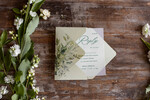 HOCHZEITS EINLADUNGEN Moderne Einladungen Florale Karten Oliven-Hochzeitseinladungen, Hochzeitseinladungen mit Oliven, Olive, Olivenblätter, florale Hochzeitseinladungen, moderne Hochzeitseinladungen, Pergament-Hochzeitseinladungen, Pergamentumschlag, grüne Hochzeitseinladungen, elegante Hochzeitseinladungen, italienische Hochzeitseinladungen, italienischer Stil, italienische Romantik, Hochzeit im Ausland, Hochzeitseinladungen für Reisen, Grünpflanzen, Pastellblumen, Kalligrafie, Oliven-Hochzeitkarten, Oliven-Hochzeitzubehör.22