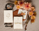 HOCHZEITS EINLADUNGEN moderne Kalligraphie / feine Kunst Feine Kunst Herbst Terrakotta Gold Hochzeitseinladung, verbrannt orange Blumen Hochzeitseinladung, Rost Einladungskollektion, Kranz Monogramm Hochzeitseinladungskollektion, gezackte Kanten Einladungen, zerrissene Kanten Hochzeitseinladungen golden, Feine Kunst Hochzeitseinladungskollektion, gezackt.13