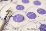 PLACE CARDS / TABLE CARDS calligraphy Romantic Round Purple Wedding Name Tags, Luxury Purple Place Cards, Elegant Purple Wedding Name Tags For Your Wedding Tables, Minimalistic Wedding Place Cards10