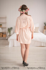 Brautjungfer/Trauzeuge Box HOCHZEITSROBE  
 Satin Hochzeitsrobe mit goldfarbener Schrift. Geschenk für die Trauzeugin; Wirst du mein Brautjungfer Geschenk?7