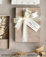 WEDDING INVITATIONS Invitations for VIP/ boxed Invites for Parents Natural Dried Flowers Wedding Invitations in velvet box, Plexi Glamour Boxed Wedding Invitation Suite Luxury, Romantic Velvet Wedding Cards, Bespoke Golden Invites41