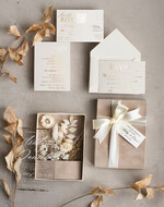 WEDDING INVITATIONS Invitations for VIP/ boxed Invites for Parents Natural Dried Flowers Wedding Invitations in velvet box, Plexi Glamour Boxed Wedding Invitation Suite Luxury, Romantic Velvet Wedding Cards, Bespoke Golden Invites41