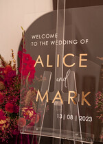 TABLE PLANS AND WEDDING WELCOME SIGNS plexi gold / velvet Luxury Clear and Gold Wedding Welcome Sign, Golden Wedding Decor, Personalised Wedding Sign, Wedding Board, Welcome Wedding Board 11