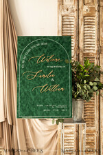 TABLE PLANS AND WEDDING WELCOME SIGNS plexi gold / velvet Luxury Velvet Green Wedding Welcome Sign, Golden Wedding Decor, Personalised Wedding Sign, Wedding Gift, Welcome Wedding Board, GV9