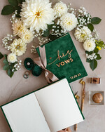 HOCHZEITS-GÄSTEBÜCHER Bundle Gustbooks & Vows Set Bundle personalisiertes Hochzeitsgästebuch & maßgeschneiderte Hochzeitsgelübde Set aus zwei - Bundle Gästebuch und Gelübde-Bücher33