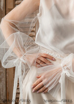 BRIDE bolero, robes, garter LACE WEDDING BOLERO Ivory Silk Wedding bolero long sleeve, Shrug Women Wedding, Bridal Modest Coverup, Boho Blouse for Bride, Bridal Lace Blouse, dress capalet21