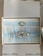 BRAUT Bolero, Kleider, Strumpfband STRUMPFBAND FÜR DIE BRAUT Set aus zwei Strumpfbändern, personalisiertes Hochzeitsstrumpfband in Box, etwas blaues Tüllstrumpfband & personalisiertes Wurfset, Strumpfband für die Braut, Geschenk zur Brautparty, Tüllstrumpfband-Set, Geschenk für die Braut, Wurfstrumpfband.4