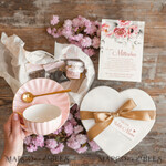 Geschenke zum Muttertag Muttertagsbox in Herzform Geschenkbox Herz für Mama mit Tasse, Kaffee, Tee, Schokolade, Rose & Grußkarte – stilvolles Muttertagsgeschenk, fertig verpackt und liebevoll gestaltet6