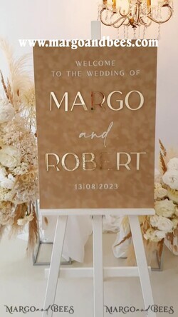 TABLE PLANS AND WEDDING WELCOME SIGNS plexi gold / velvet Luxury Velvet beige Wedding Welcome Sign, Golden Wedding Decor, Personalised Wedding Sign, Wedding Gift, Welcome Wedding Board BpPXSet8